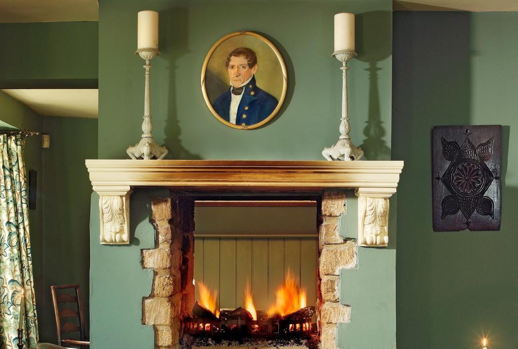 Lord Poulett Arms Hotel Бристол Екстериор снимка