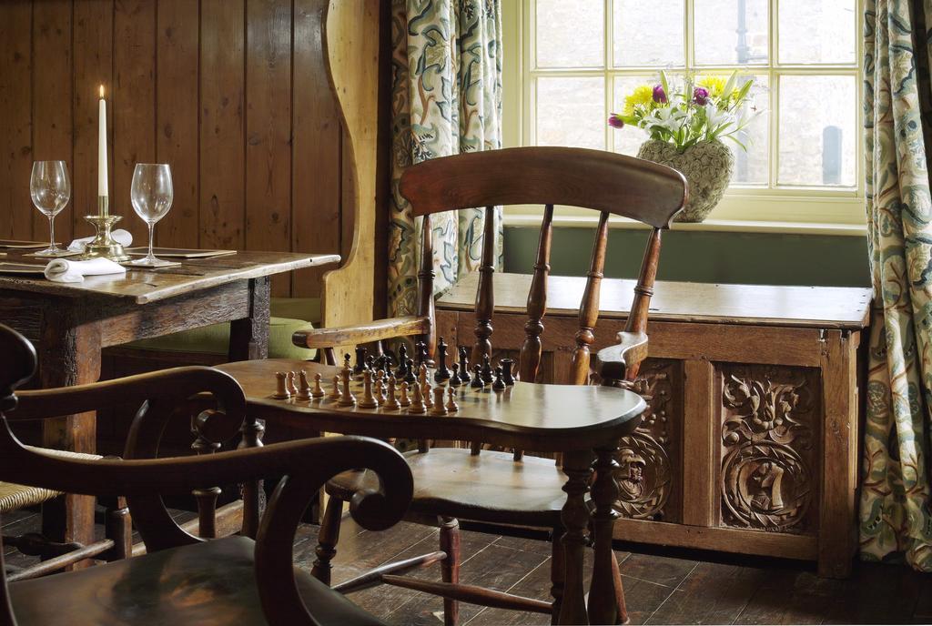Lord Poulett Arms Hotel Бристол Екстериор снимка